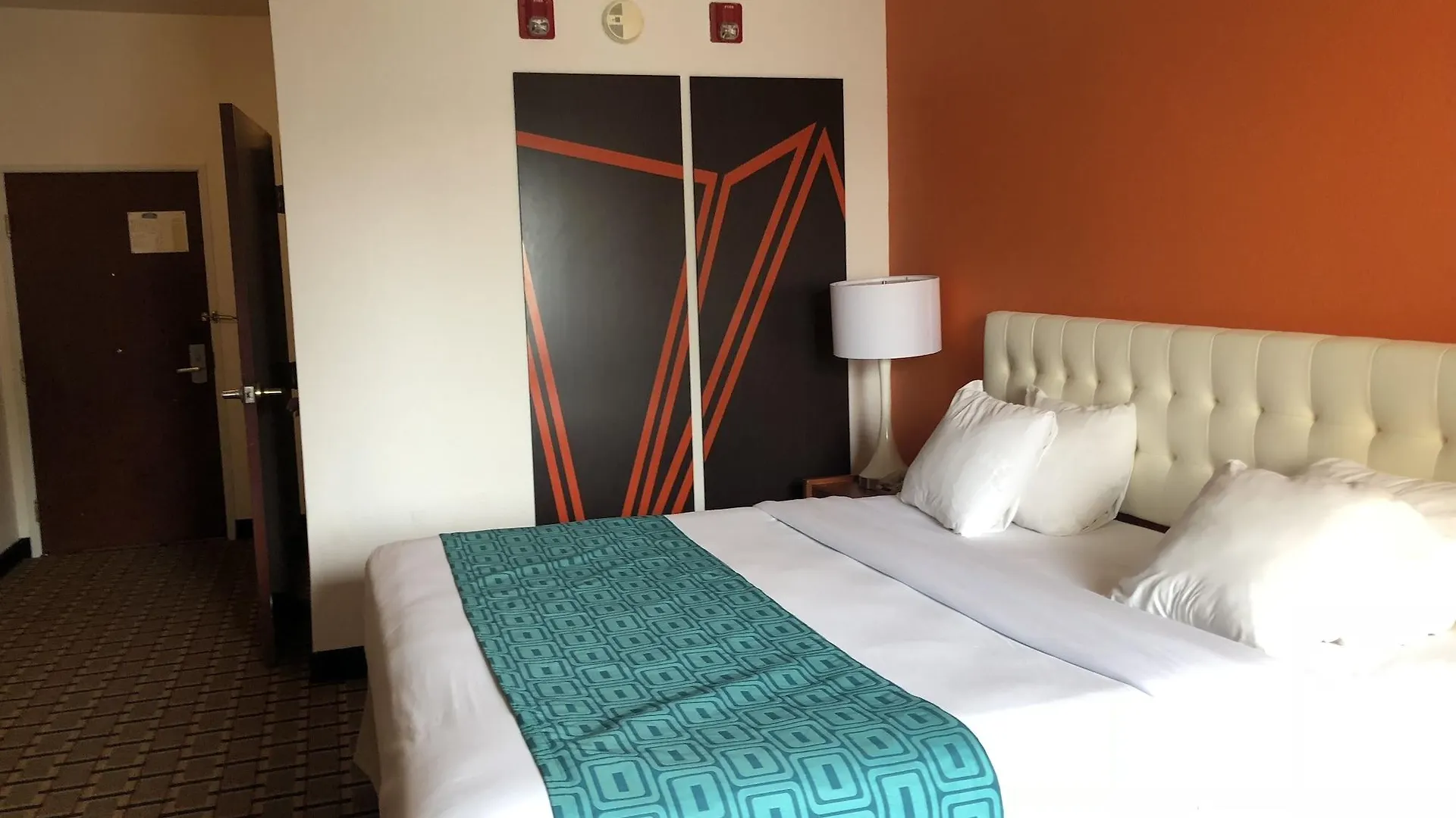 Howard Johnson By Wyndham Airport Louisville United States