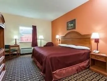 *** Hotel Howard Johnson By Wyndham Airport Louisville United States